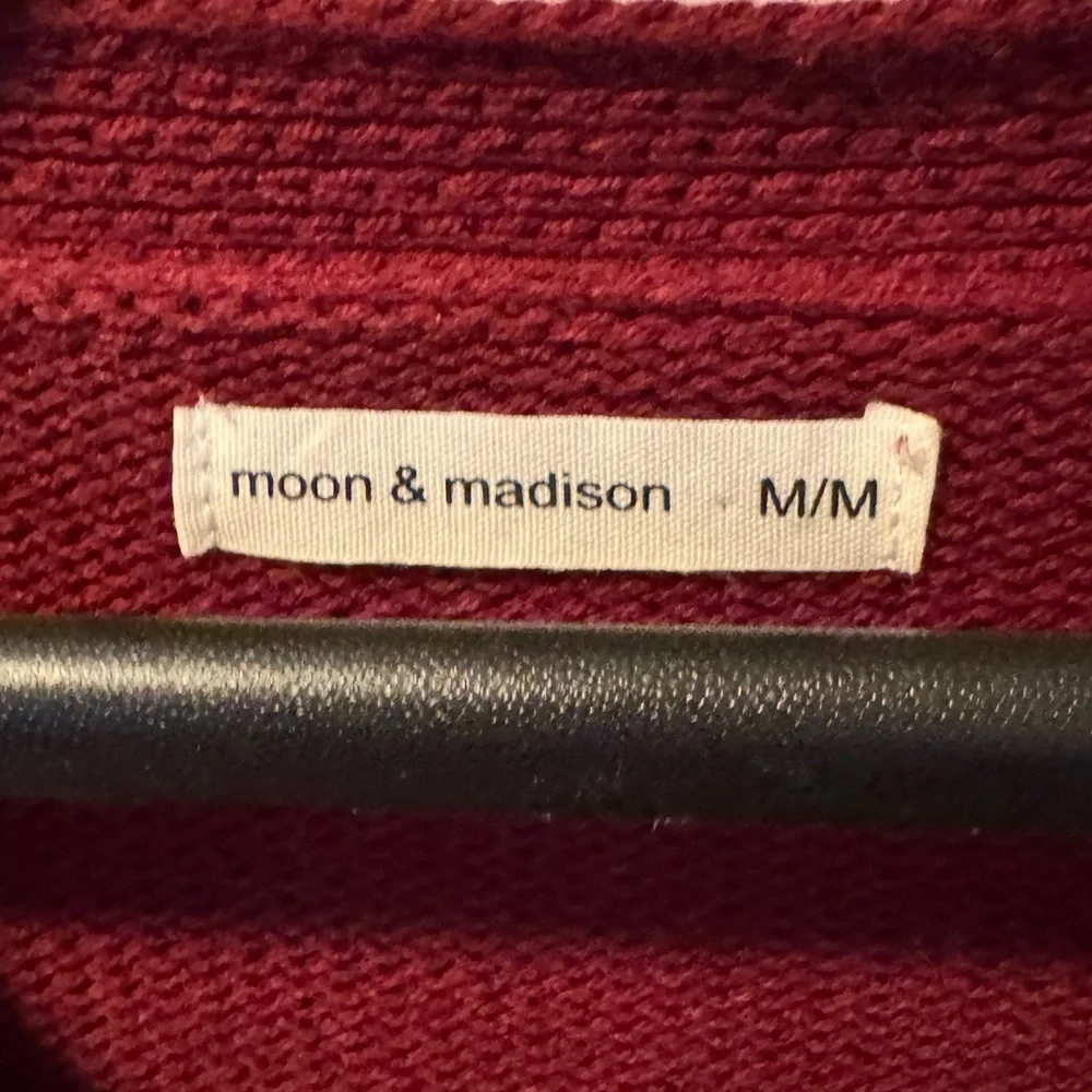 Moon & Madison Burgundy Cardigan with Pink Floral Accents - Picture 2 of 7